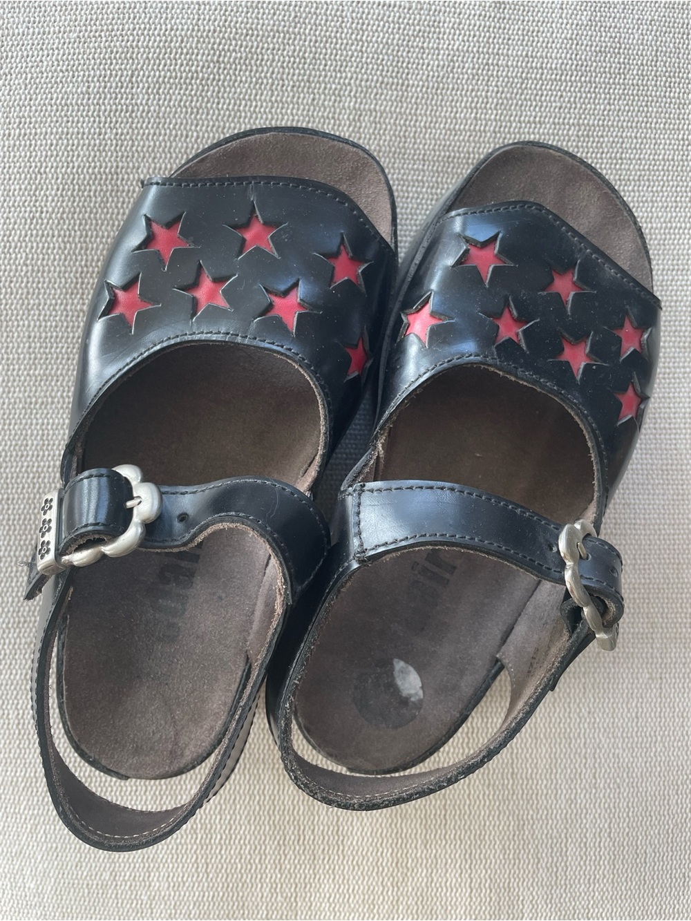 Tredair Black Sandals 1990s Vintage Red Star Cutouts *RARE*